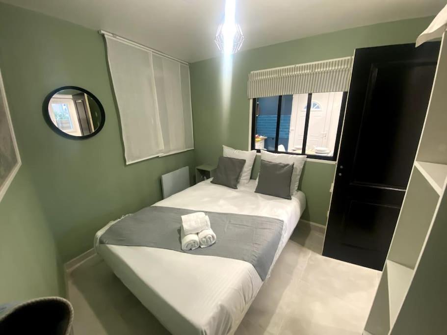 Maison Jardin Et Parking Gratuit - 10 Min De L'Aeroport - Metro 14 - Arrivee Autonome Orly Ngoại thất bức ảnh